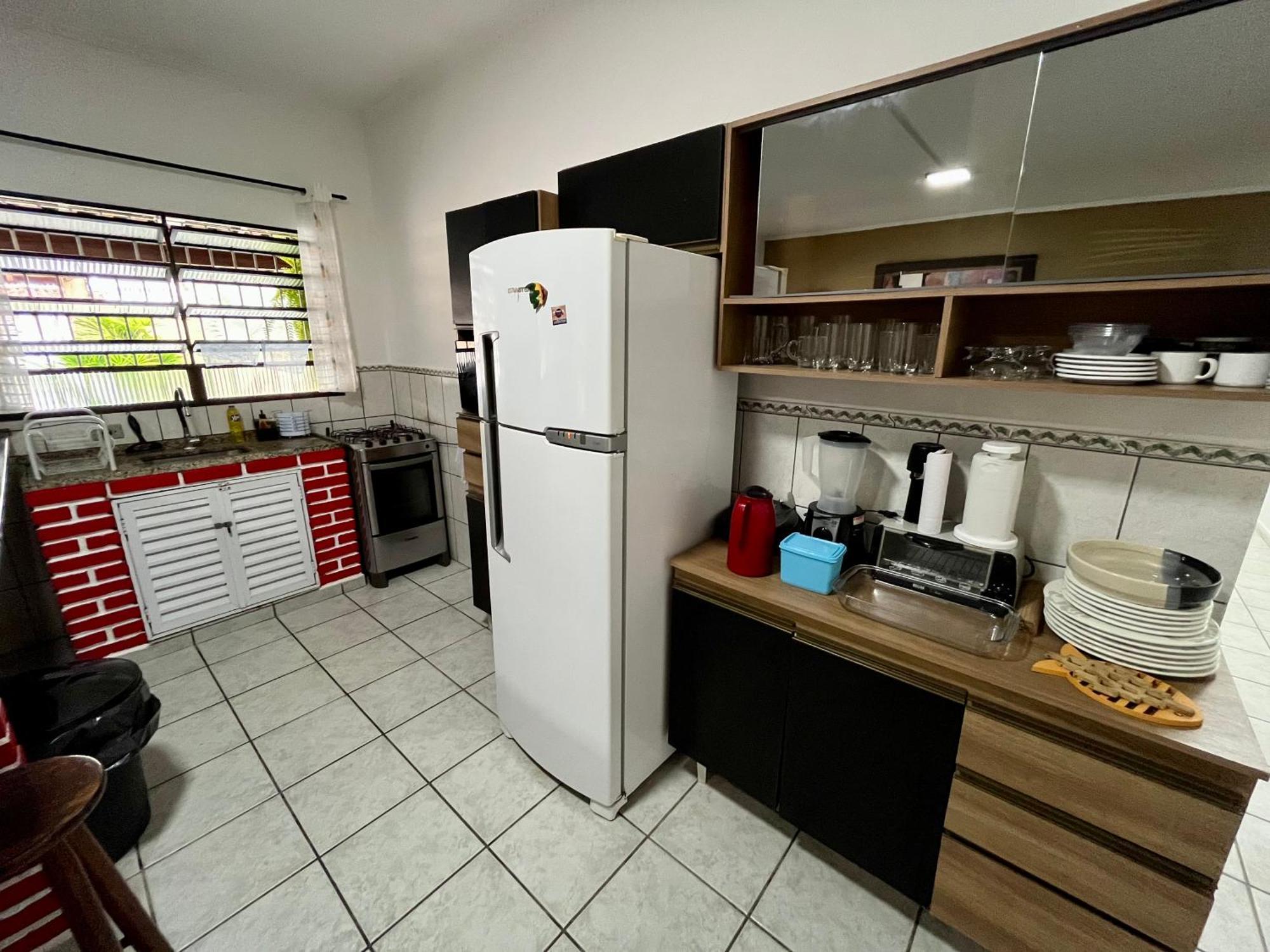 Casa Temporada Piscina Com Hidromassagem Ao Lado Da Praia, Vista Linda, Sp *
