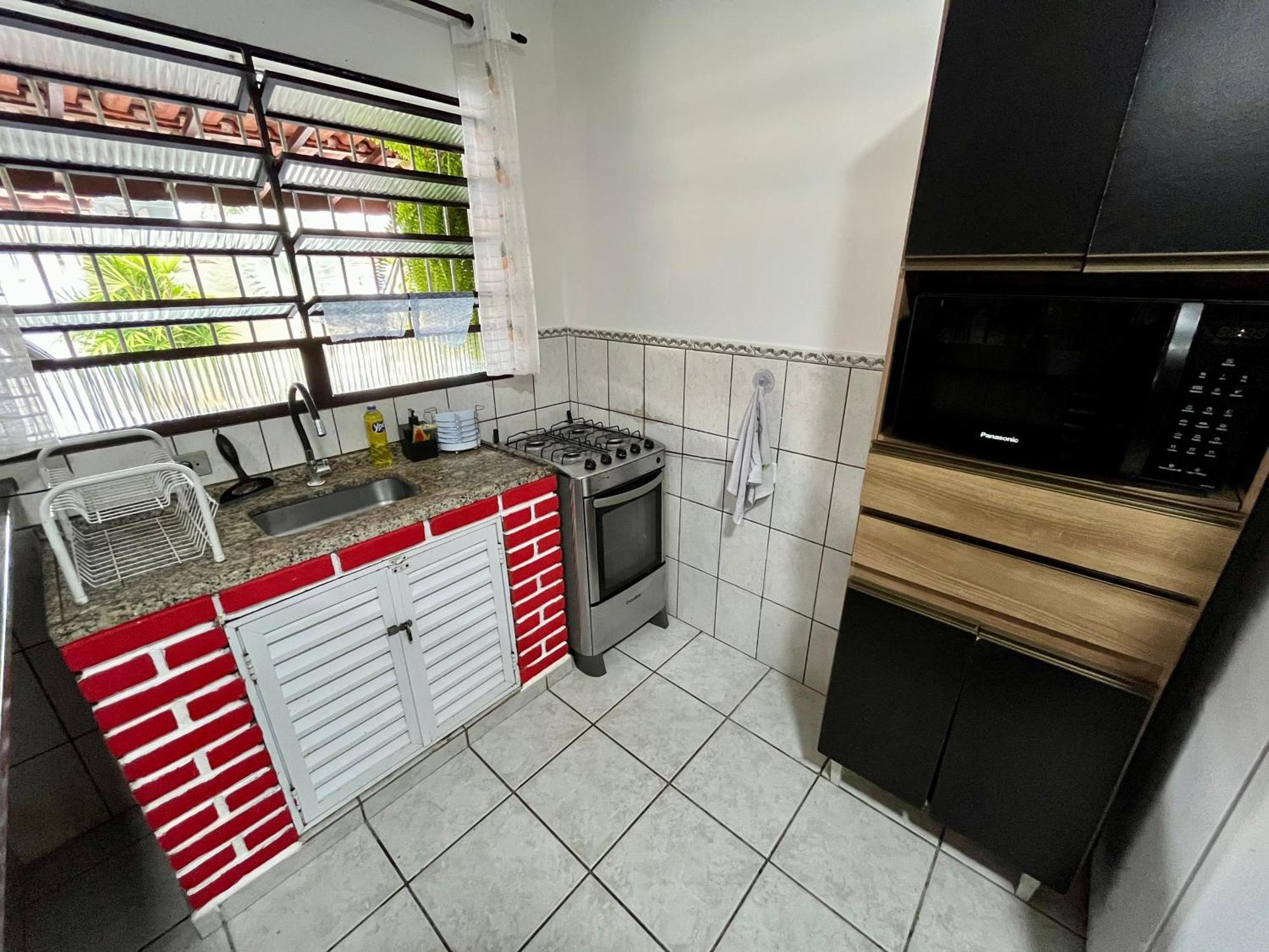 Casa Temporada Piscina Com Hidromassagem Ao Lado Da Praia, Vista Linda, Sp